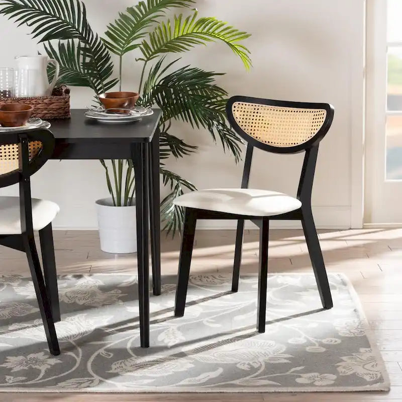 Sada 2 jídelních židlí z masivu ve stylu Mid-Century Modern