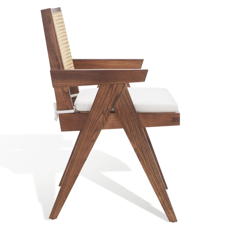 Ratanové křeslo – 21Š x 23H x 34V